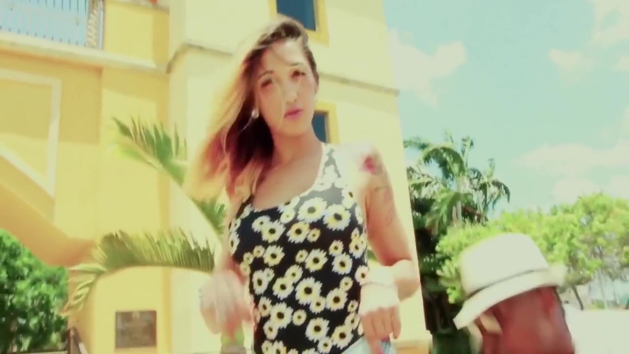 Lat 31 Interracial - Stefania Mafra