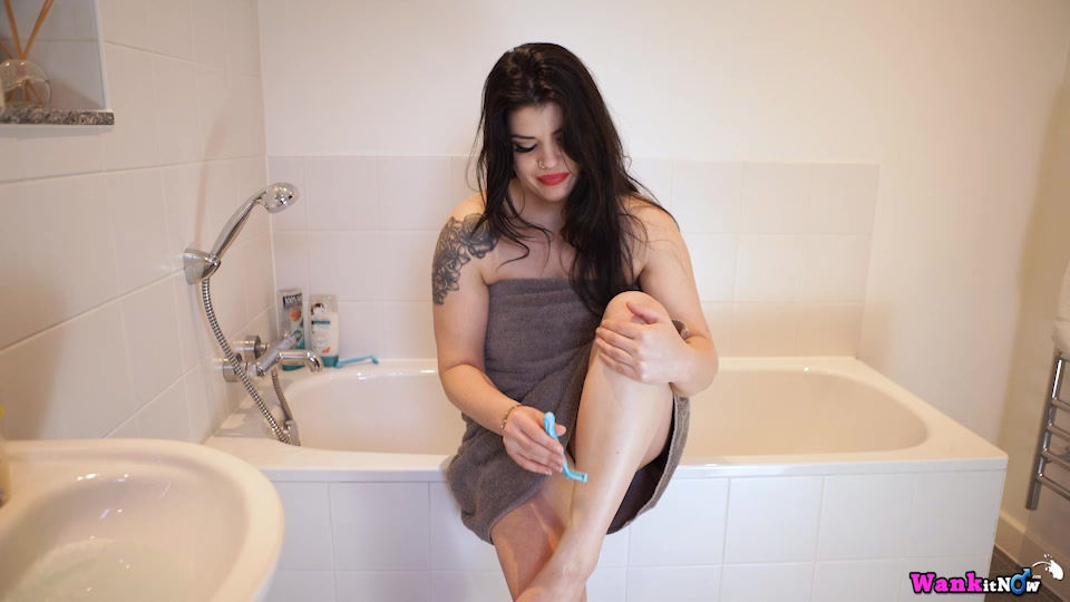 Lucia Love - Close Shave - Sexy Videos - WankitNow