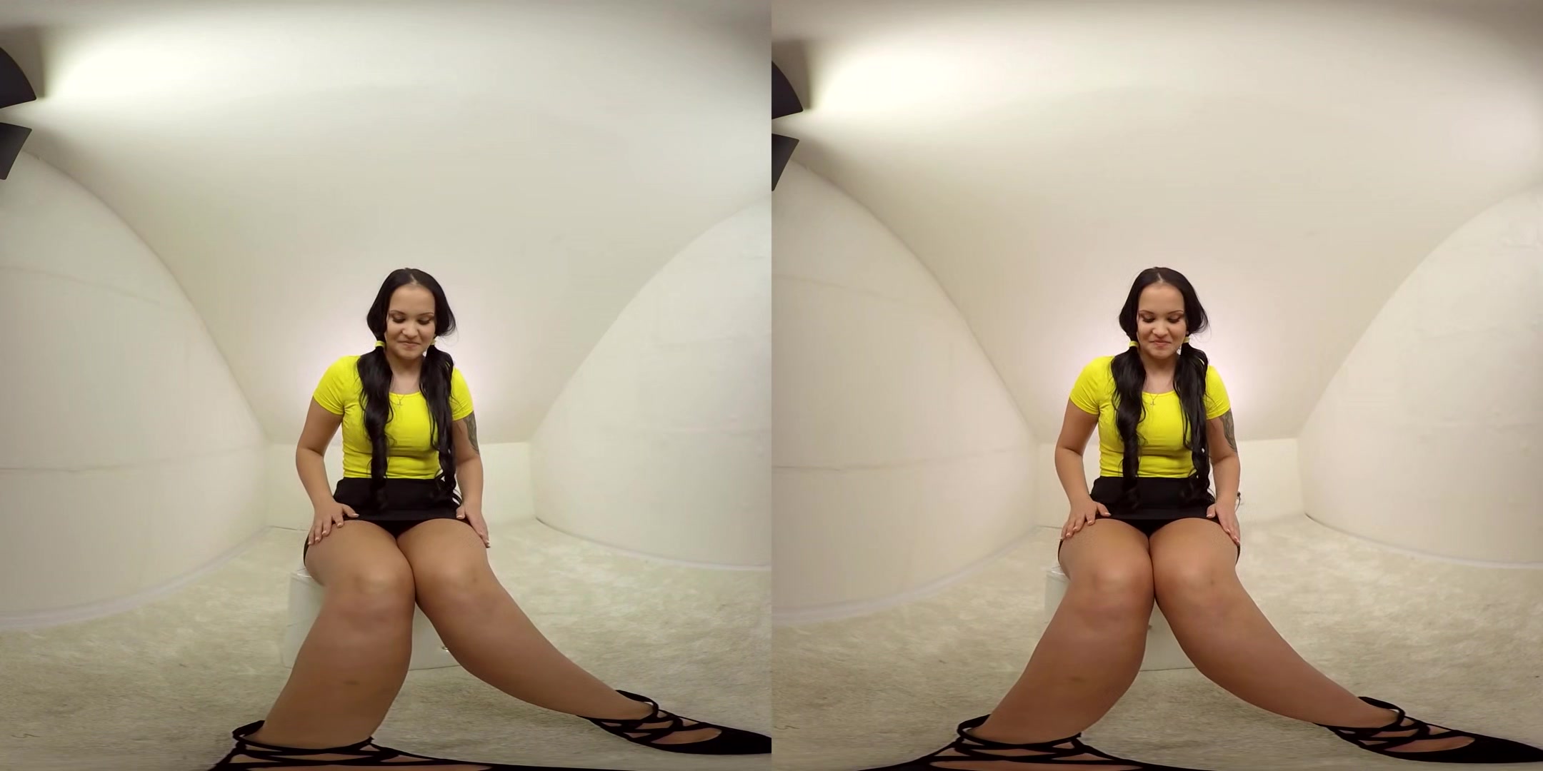 Latina Babe Jennifer Mendez Cums - Busty Shaved Toying