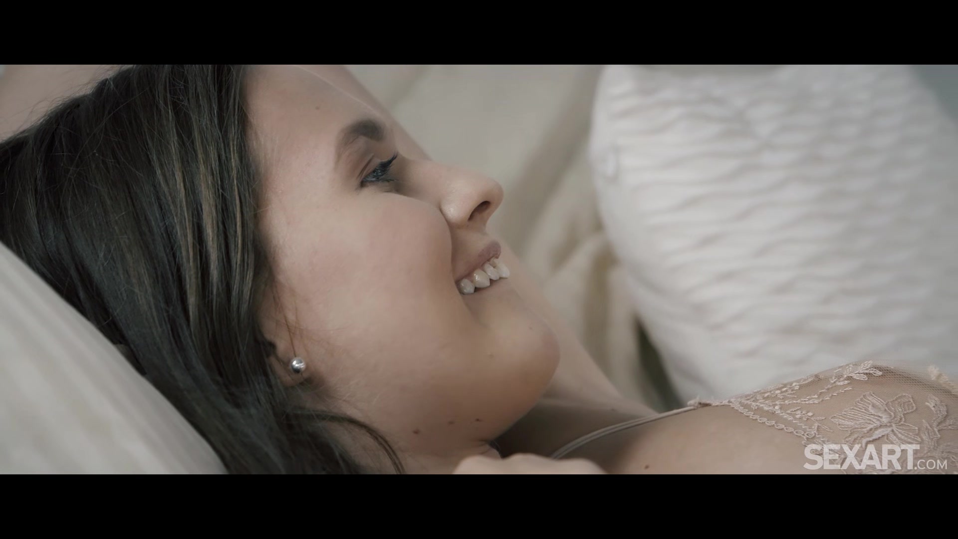 Treasure - Stacy Cruz & Maxmilian Dior - SexArt