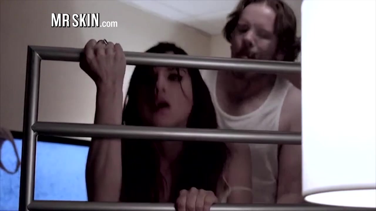 Alexandra Park Has a Lip-Slip on The Royals - Mr.Skin