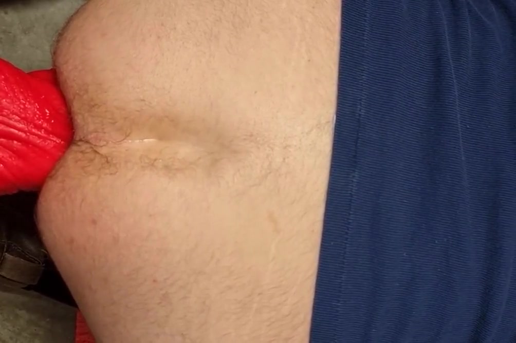 Str8 Aussie Plowed By Hankeys Cobra Xxl On Fucking Machine