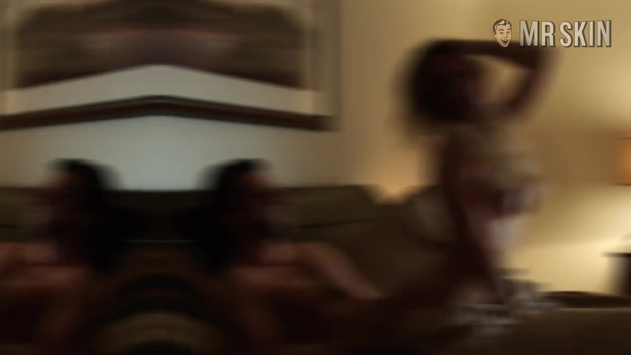 MacKenzie Davis Terminates Clothes and L Word Bats 1.000 - Mr.Skin