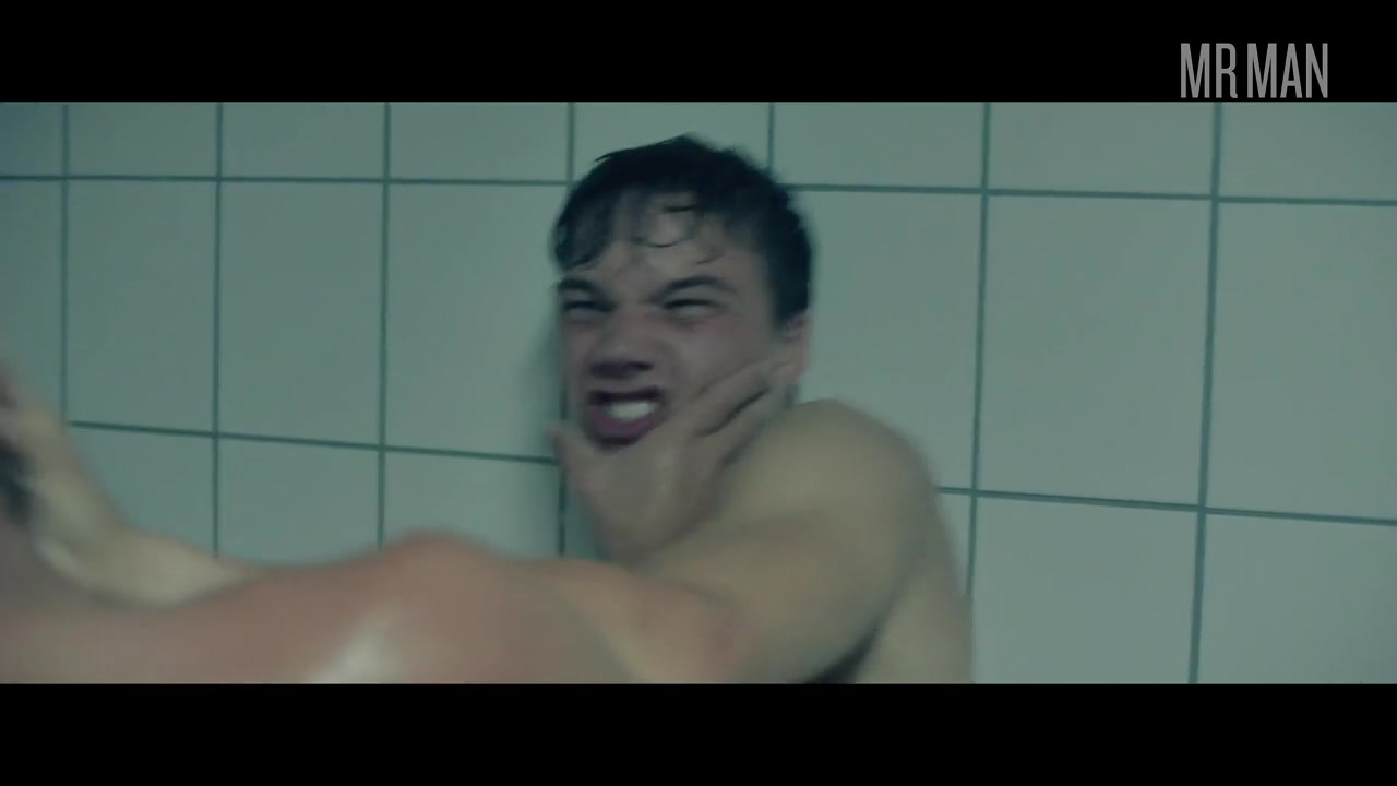 Five Fap-Worthy Full Frontal Frenchies For Bastille Day - Mr.Man