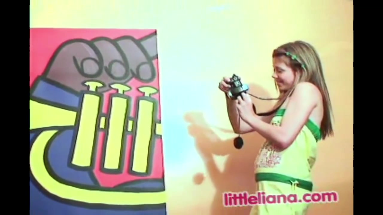 Little Liana Lesbian Licking and Fingering