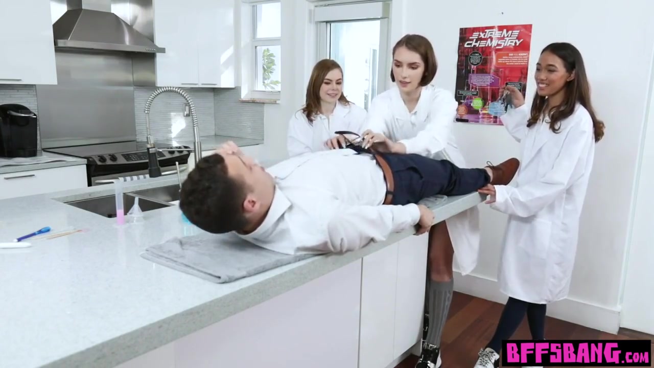 teen 18+ Besties Nasty Chemistry Experiment