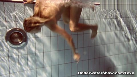 Brizgina Video - UnderwaterShow