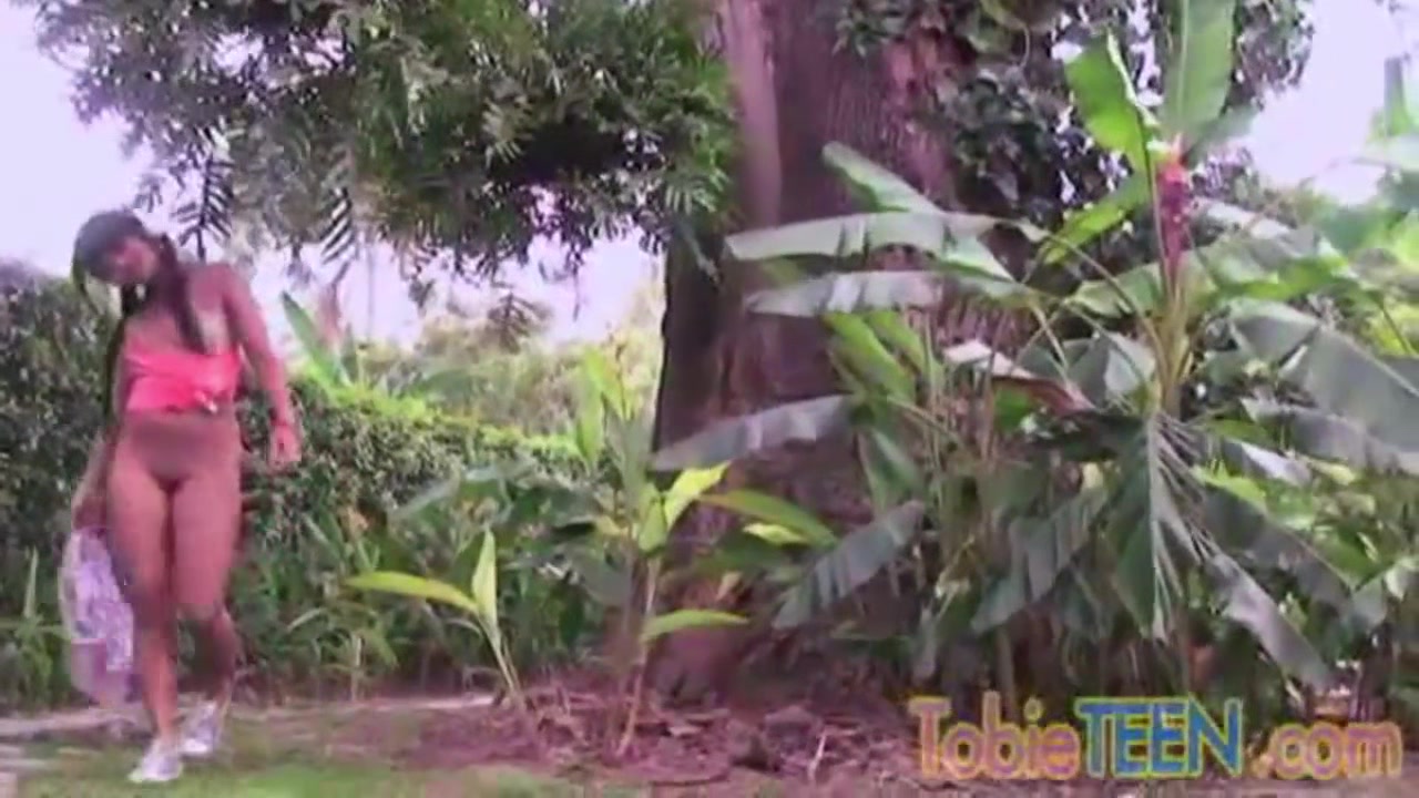 Tobie teen 18+ Fingering her tight pussy at garden