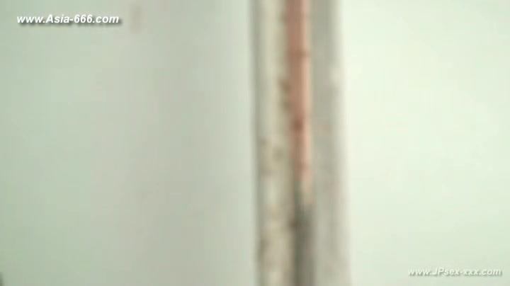 chinese girls go to toilet.109