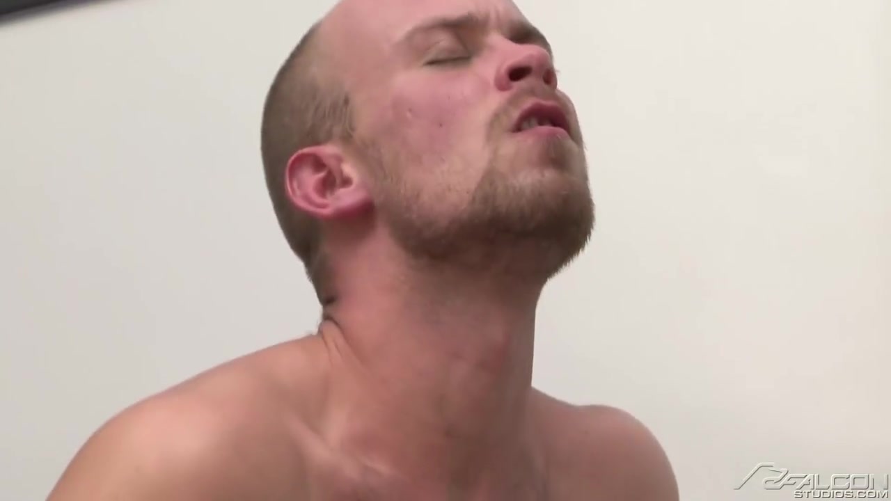Hunter Marx And Scott Campbell - Riding Back And Forth With Anal Bar