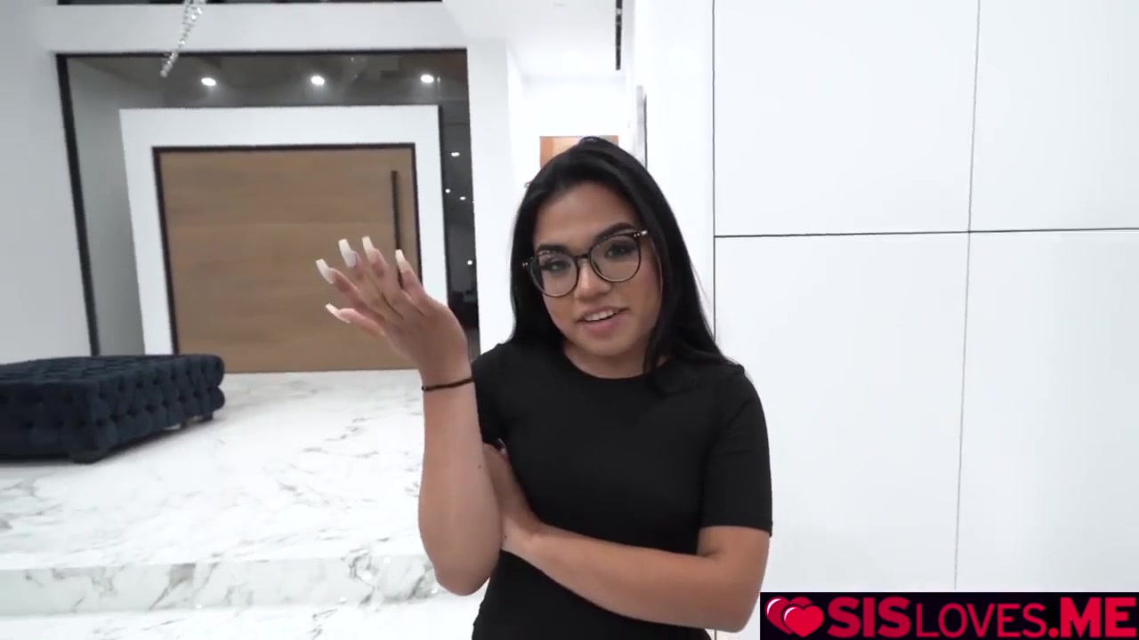 When Your Want Your Sexy Stepsister To Give A Blowjob