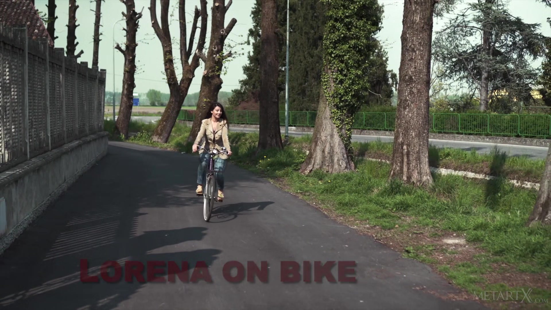 Bike 2 - Lorena B - MetartX