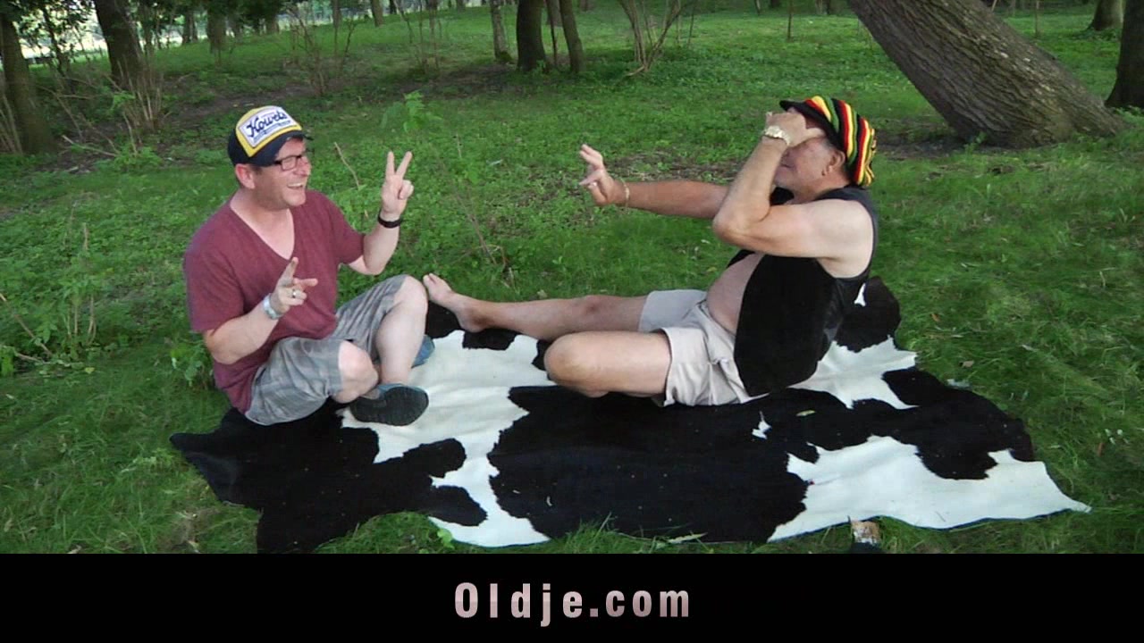 Hippie old guy fucked by a horny sexy girl in the forest
