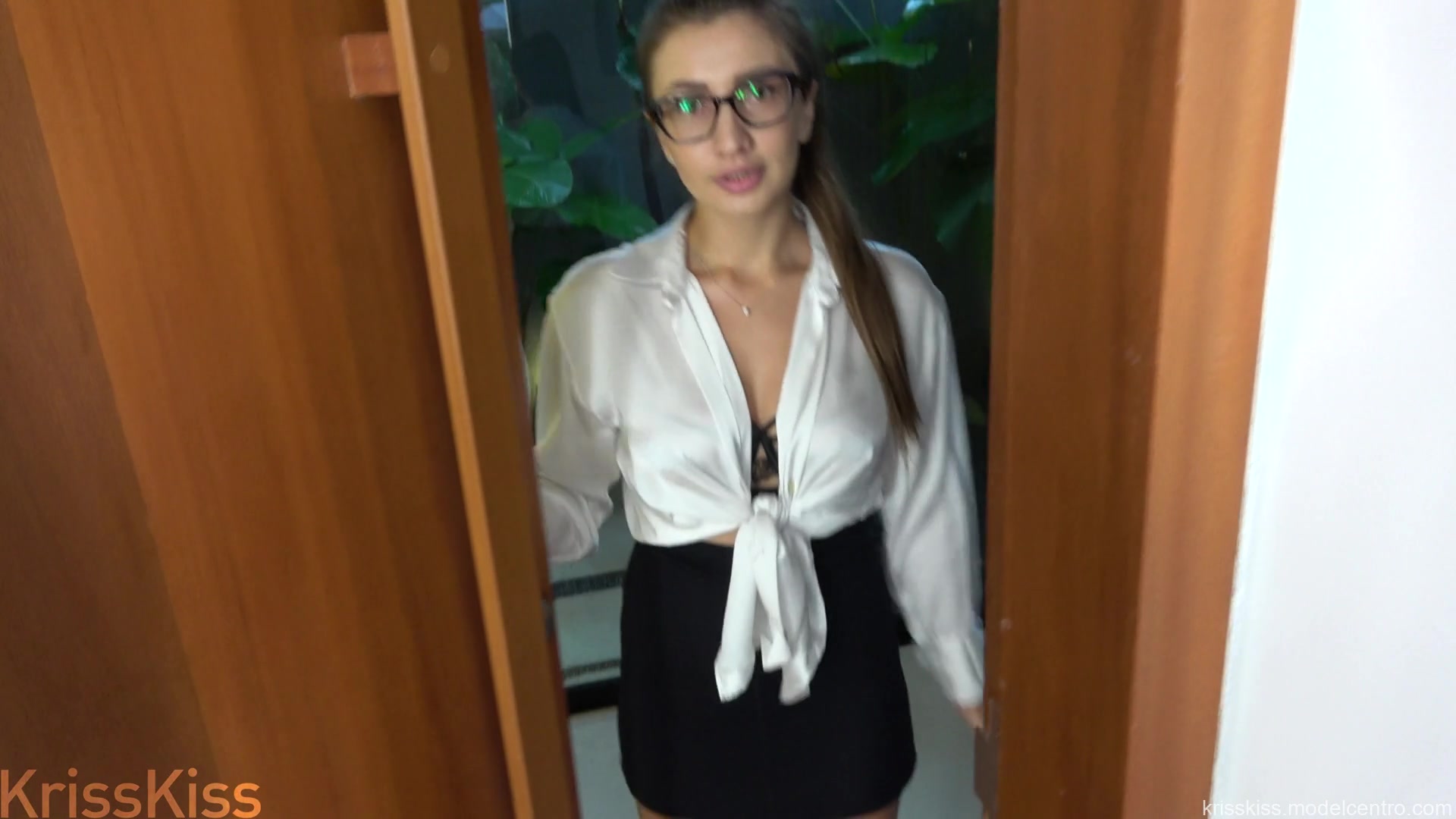 Hotel Manager Fucked Hard For Not Working Lamp In The Room Huge Cumshot On Glasses 4k - Sex Movies Featuring Kriss Kiss