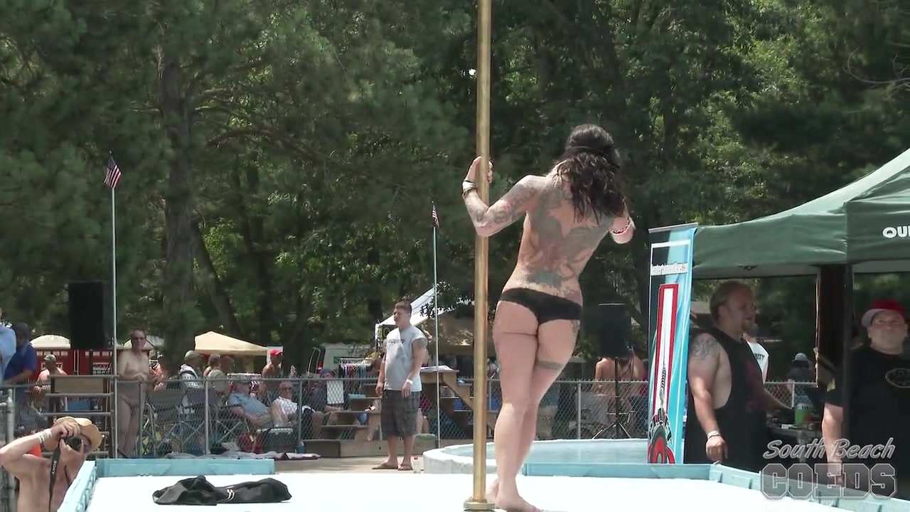 Clear 4k Video Shot At Saturday 2015 Nudes A Poppin Last Month By Cojones And Madman 1 Of 5 - SouthBeachCoeds