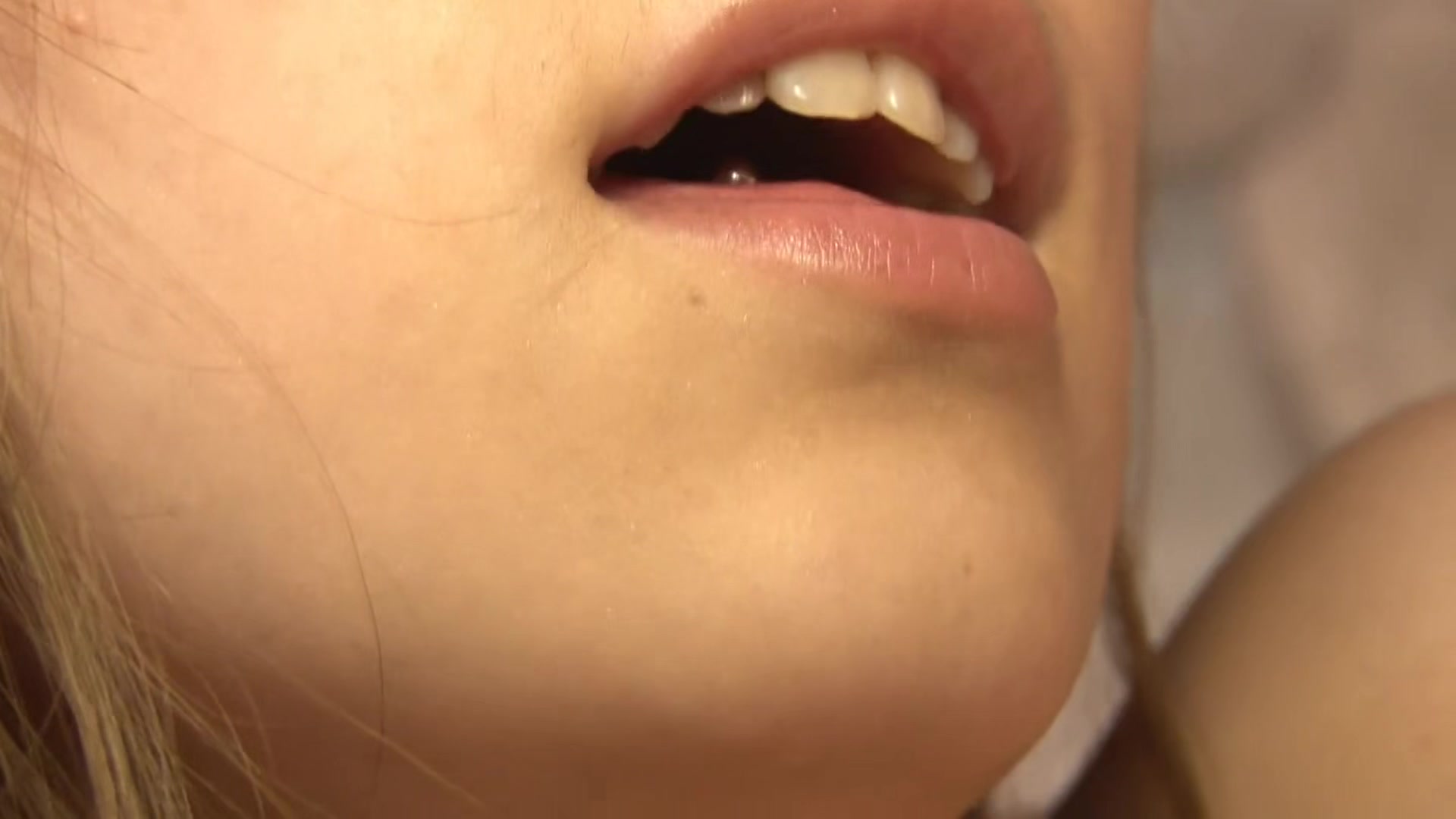 Unshaved Japanese Muff in Hot Porn Video