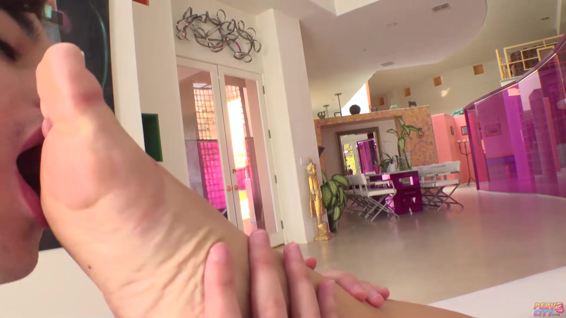 Cali Carter Gets Stepson To Fuck Her In The Ass For A Creampie