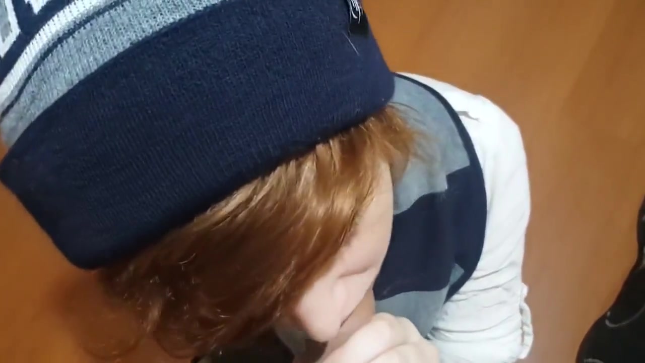 Cute Redhead with Short Hair makes a nice Blowjob and Swallows the Cum