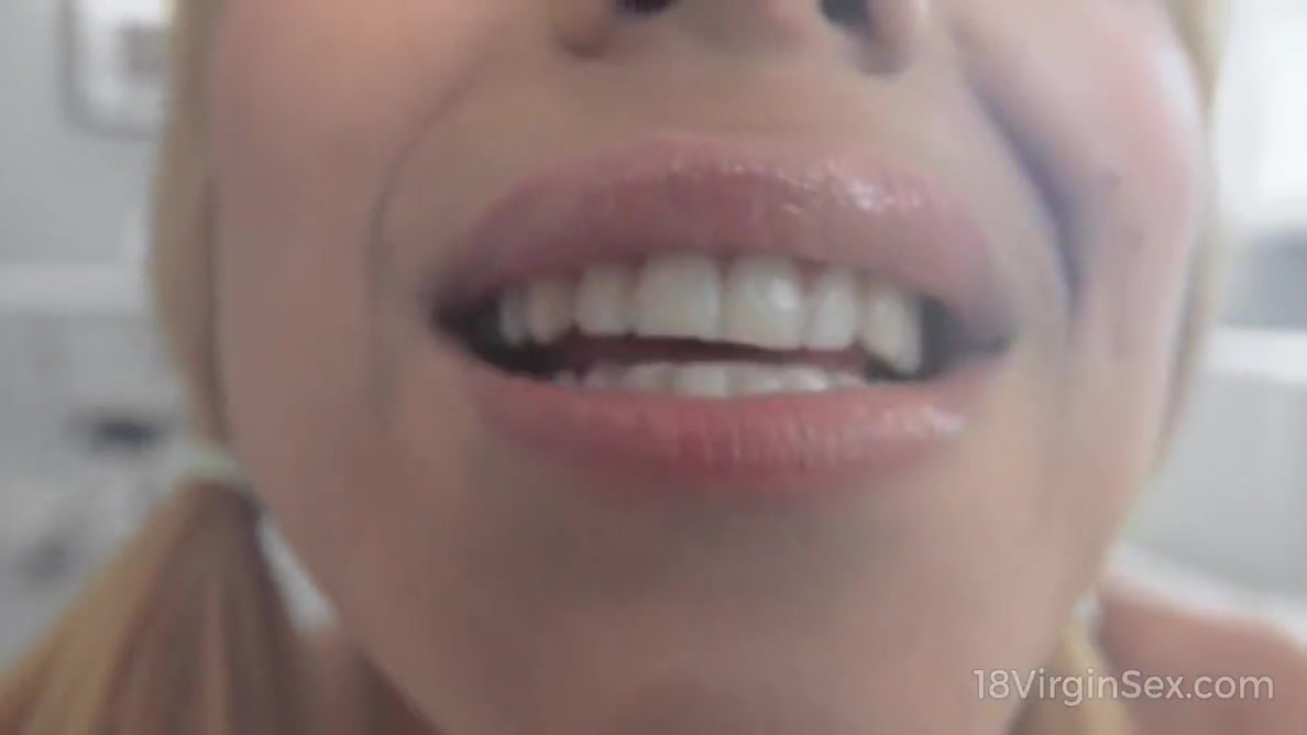 Playful Blonde Gets Solo Orgasm