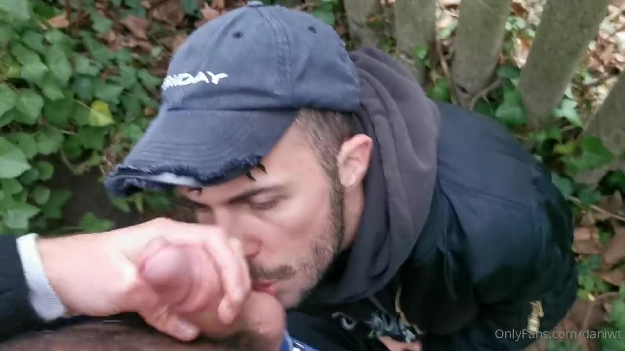 Scally boy sucking cock outdoor