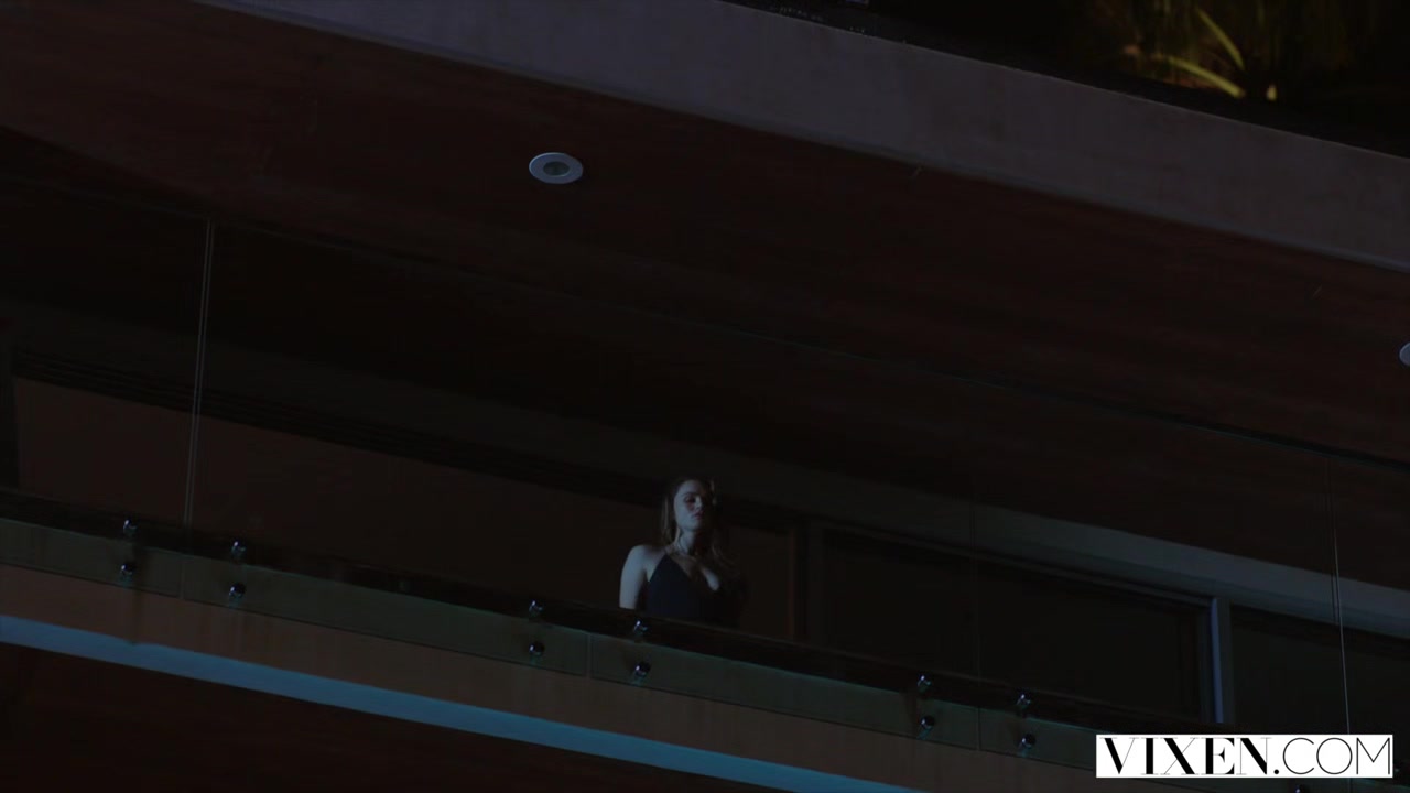 VIXEN Janice Griffith and Ivy Wolfe Sneak Into Backyard For Nighttime Pool Fun