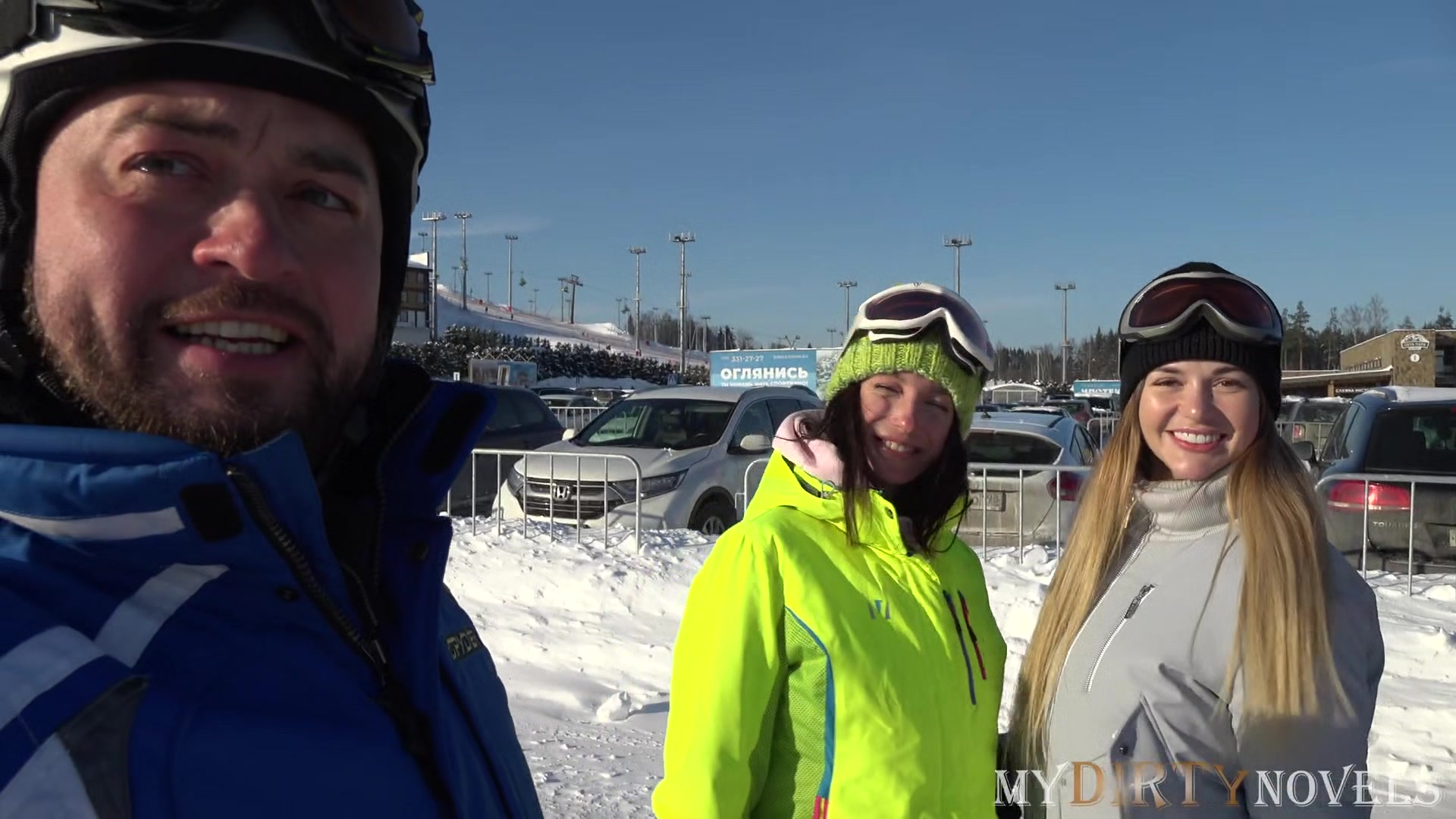 Hubby and wife tempt ski instructor into a dirty threesome