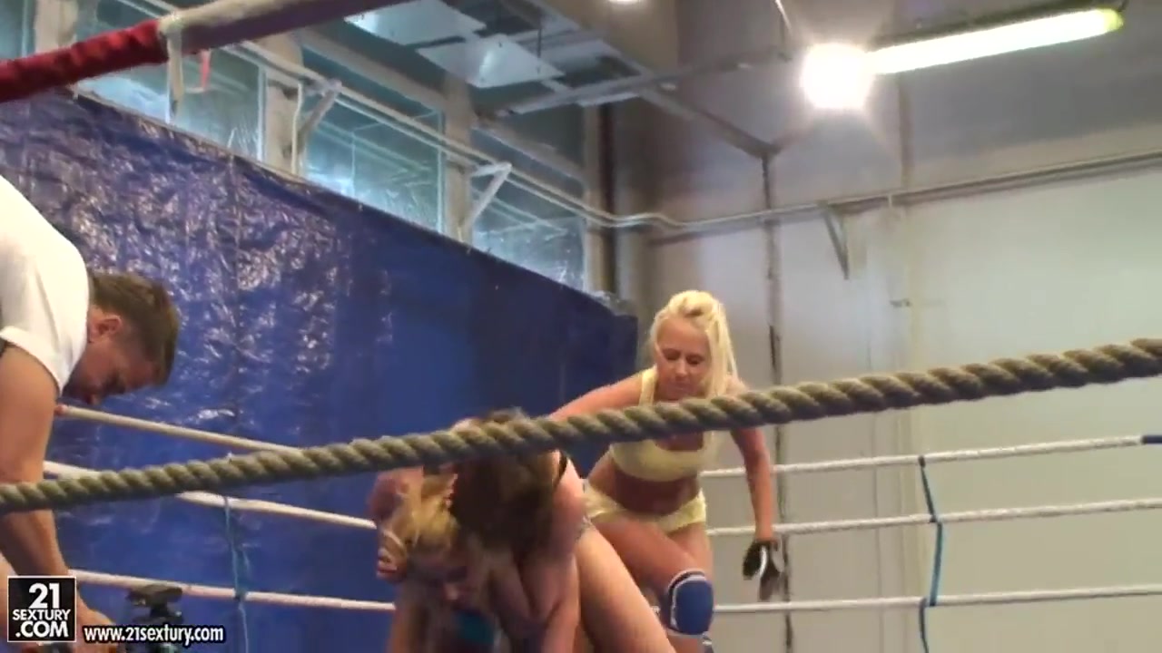 Andy Brown, Carla Cox and Nikky Thorne fighting with no rules