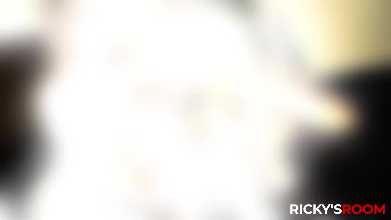 Cock Pleasing Arch Queens - RickysRoom