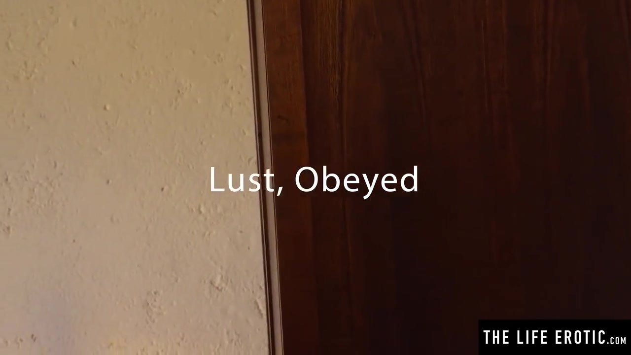 Kinky Brunette Serves Her Military Fetish With Masturbation