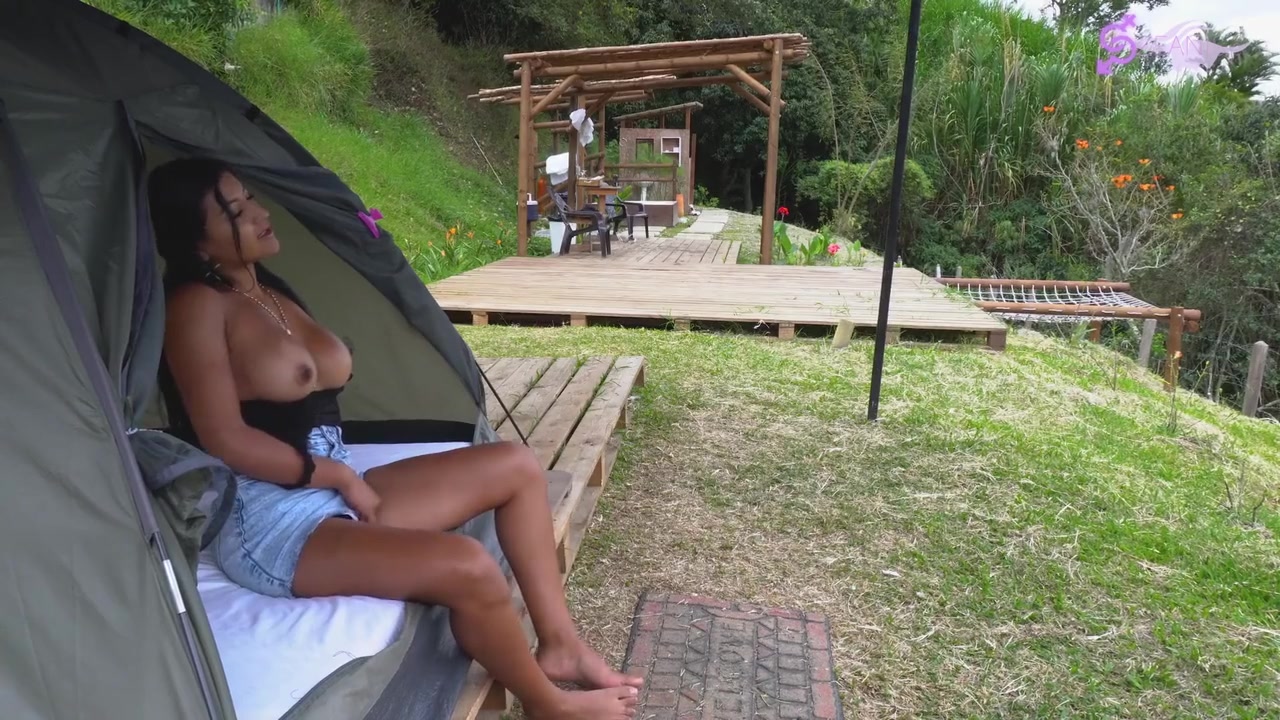 Mariana Martix In Glamping V.i. Sexo Libre Y