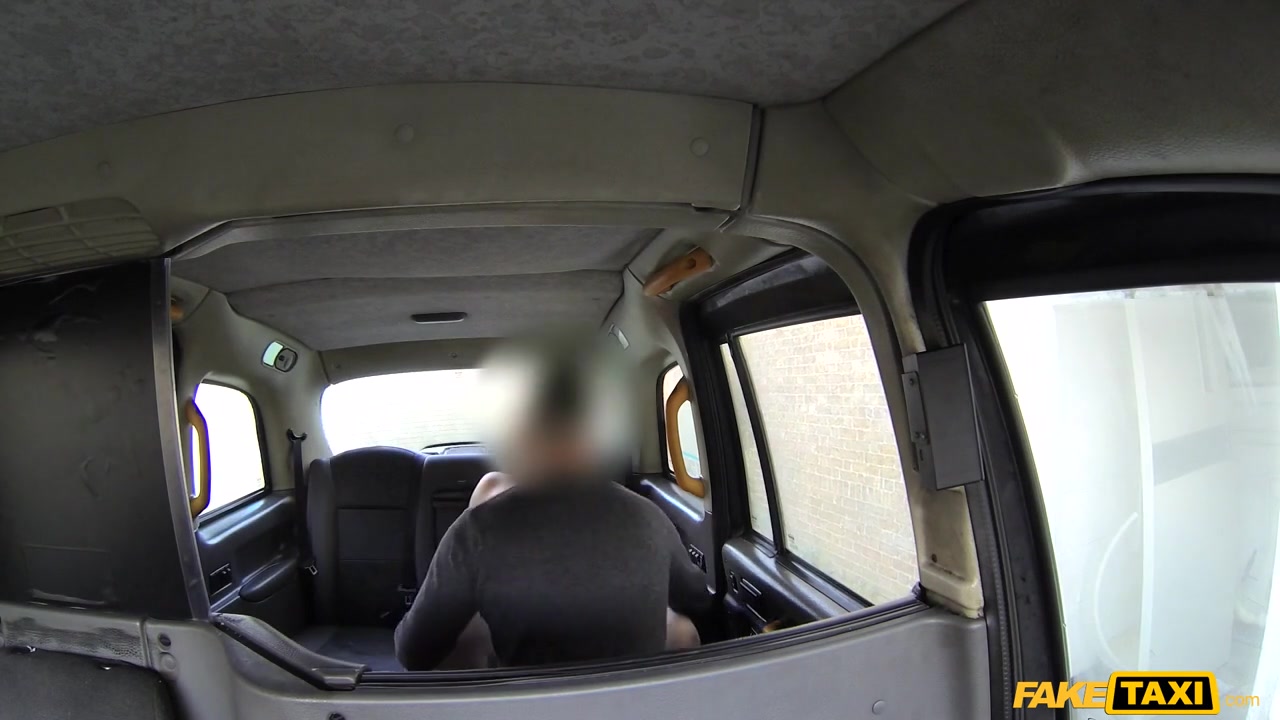 Laura in Back seat anal for curvy lass - FakeTaxi