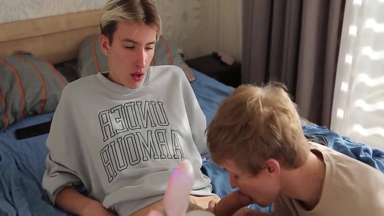 Max Gen, Ethan Lestray And Sandro Jenner In Two Cute Twinks Excited Student 18+ With Penis Consumption 10 Min