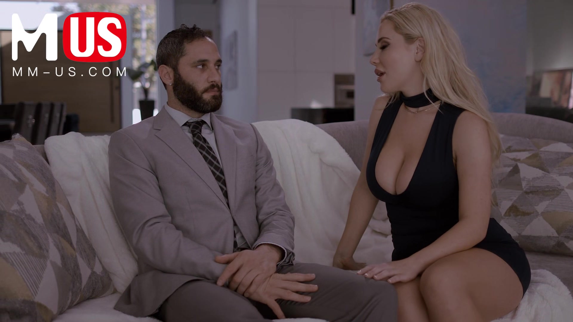 Sexy Blonde Misbehavin'