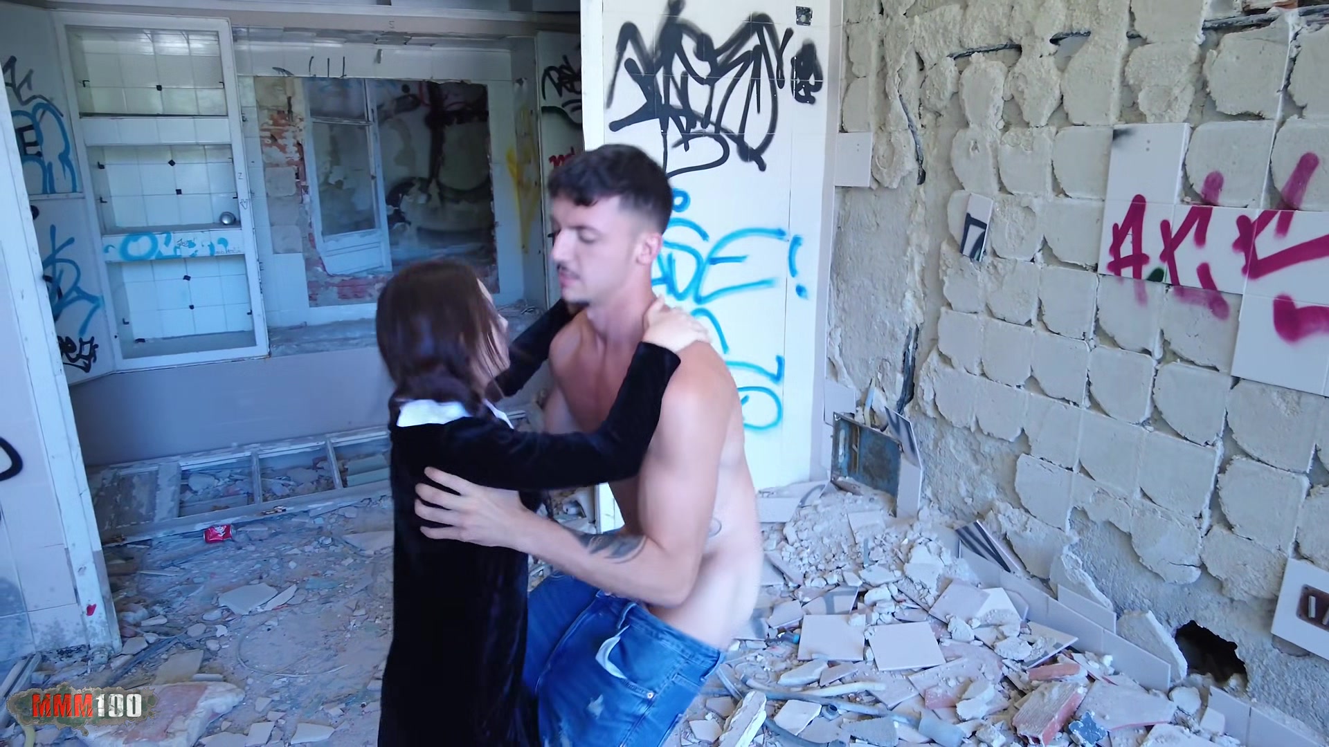 Spanish Teen Massy Sweet Gets Fucked By Yeri In An Abandoned Hospital