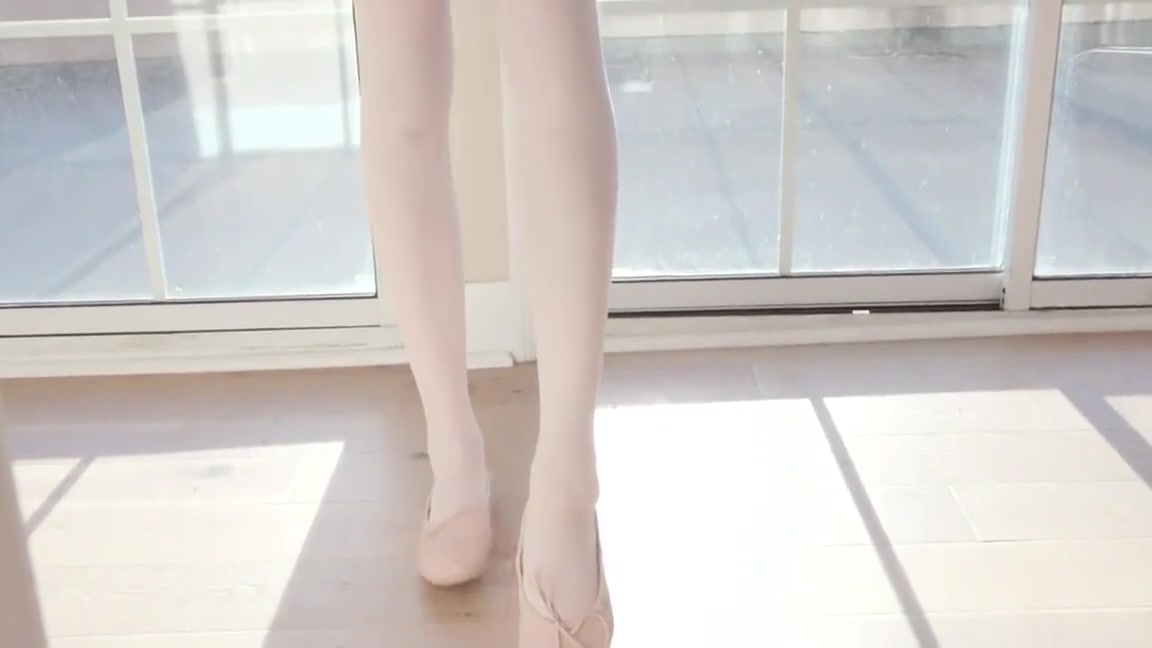 Small Asian Ballerina Gets Fucked Raw By Big Dick