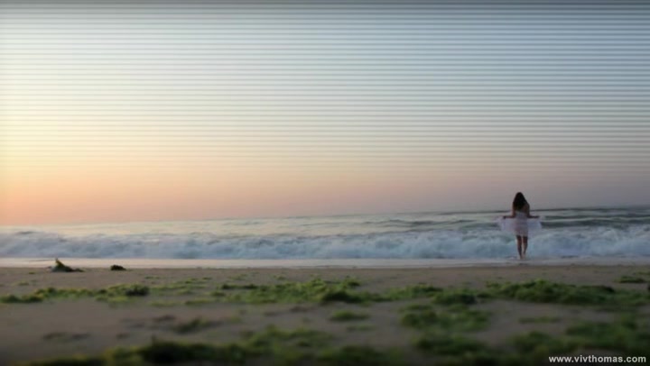 Sunrise Lovers - Nicole Smith & Taylor Shay - VivThomas