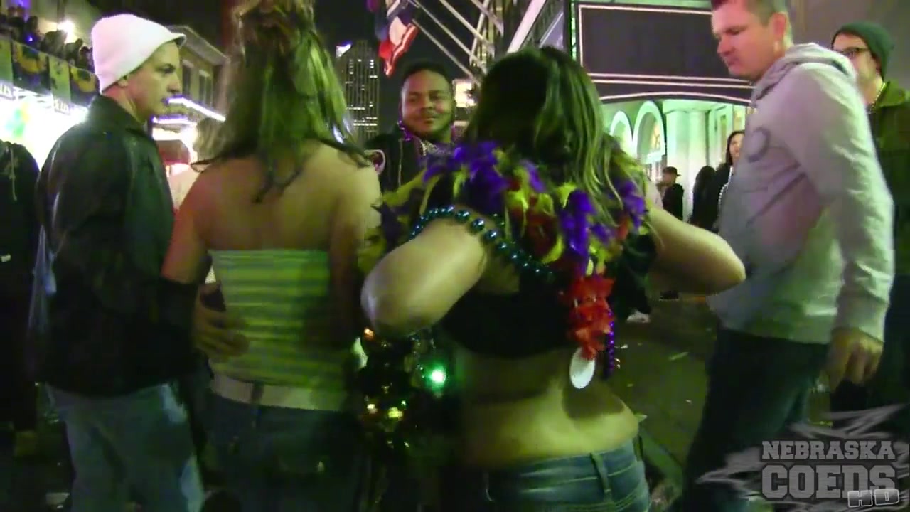More Mardi Gras 2016 From New Orleans - NebraskaCoeds