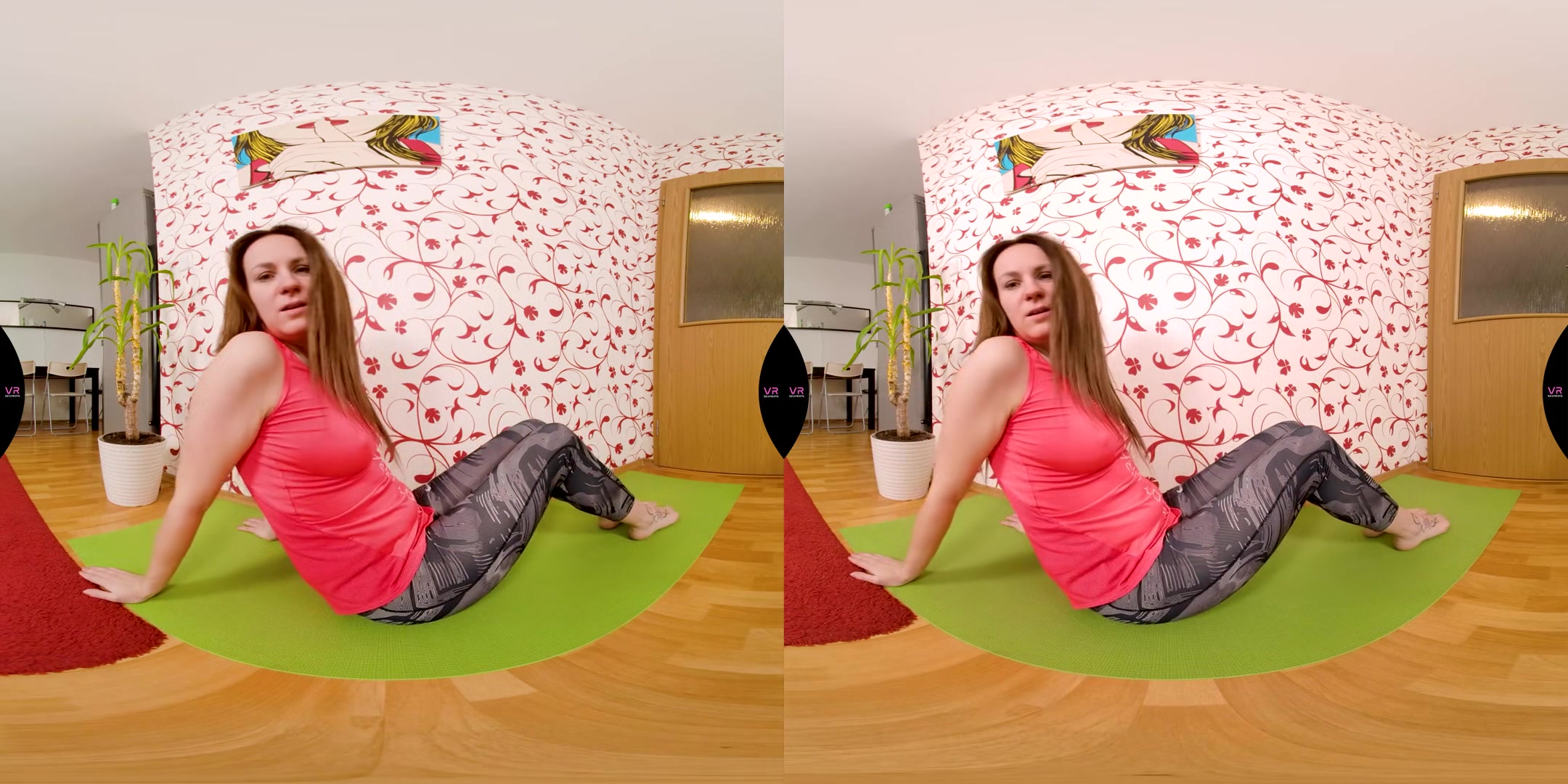 Amateur Girl Masturbates While Doing Yoga - Fit Babe Solo with Toy