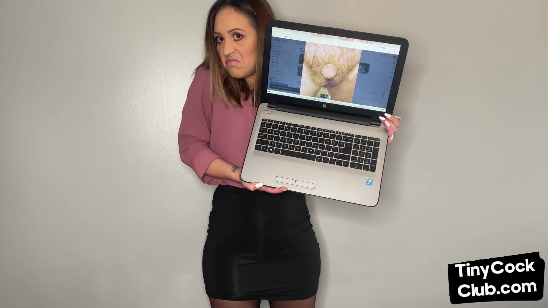 Femdom SPH solo babe insults small dicks in dirty talk video