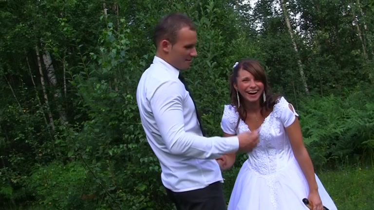 Bride sharing with most good allies