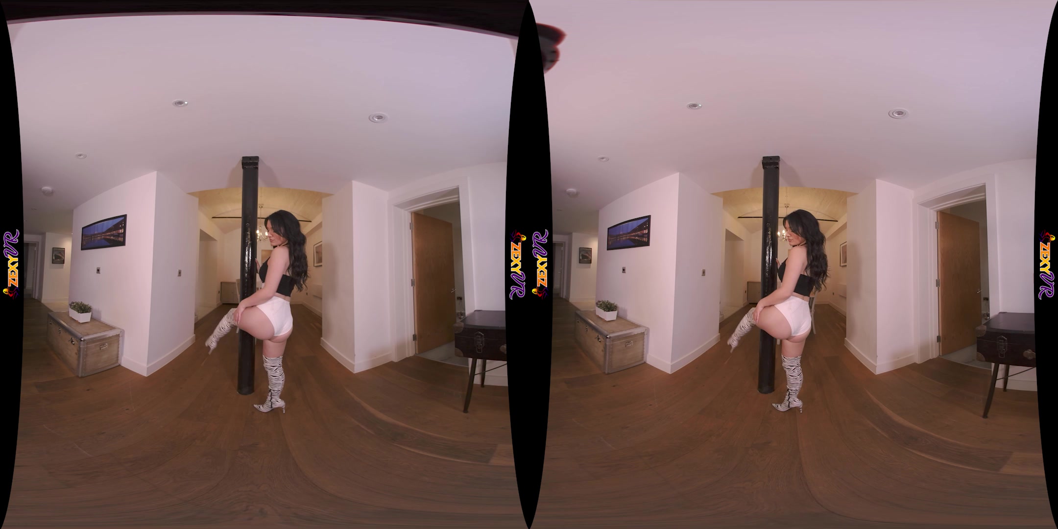 Feeling Cheeky featuring Chelsea Essex - ZexyVR