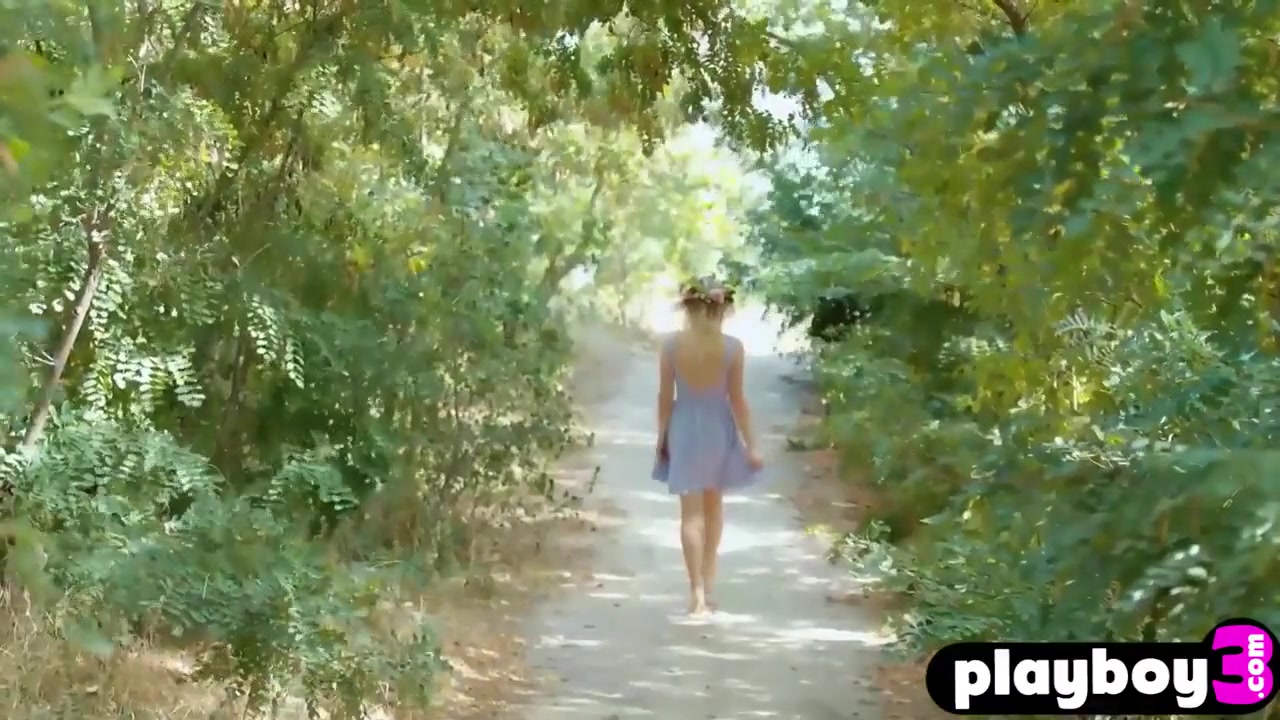 Sexy Natural teen 18+ Model With Perfect Natural Boobs Jilean Amazing Posing