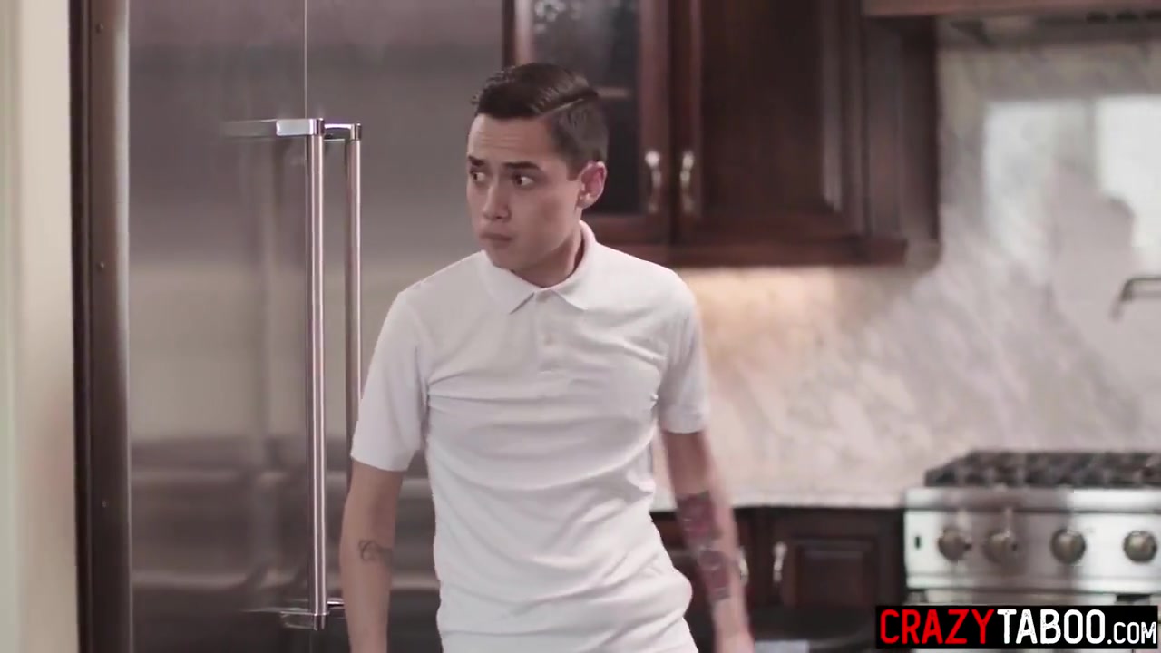 Hot Asian teen 18+ Bent Down And Guy Wanted Her Badly After He Seen Her Pussy