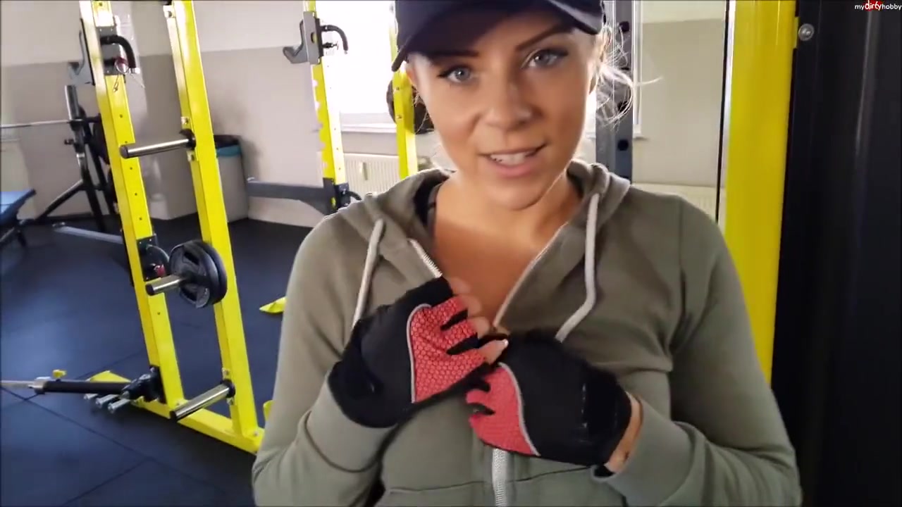 Mein Trainer Fickt Mich Im Studio! Public Pur With Lilli Vanilli
