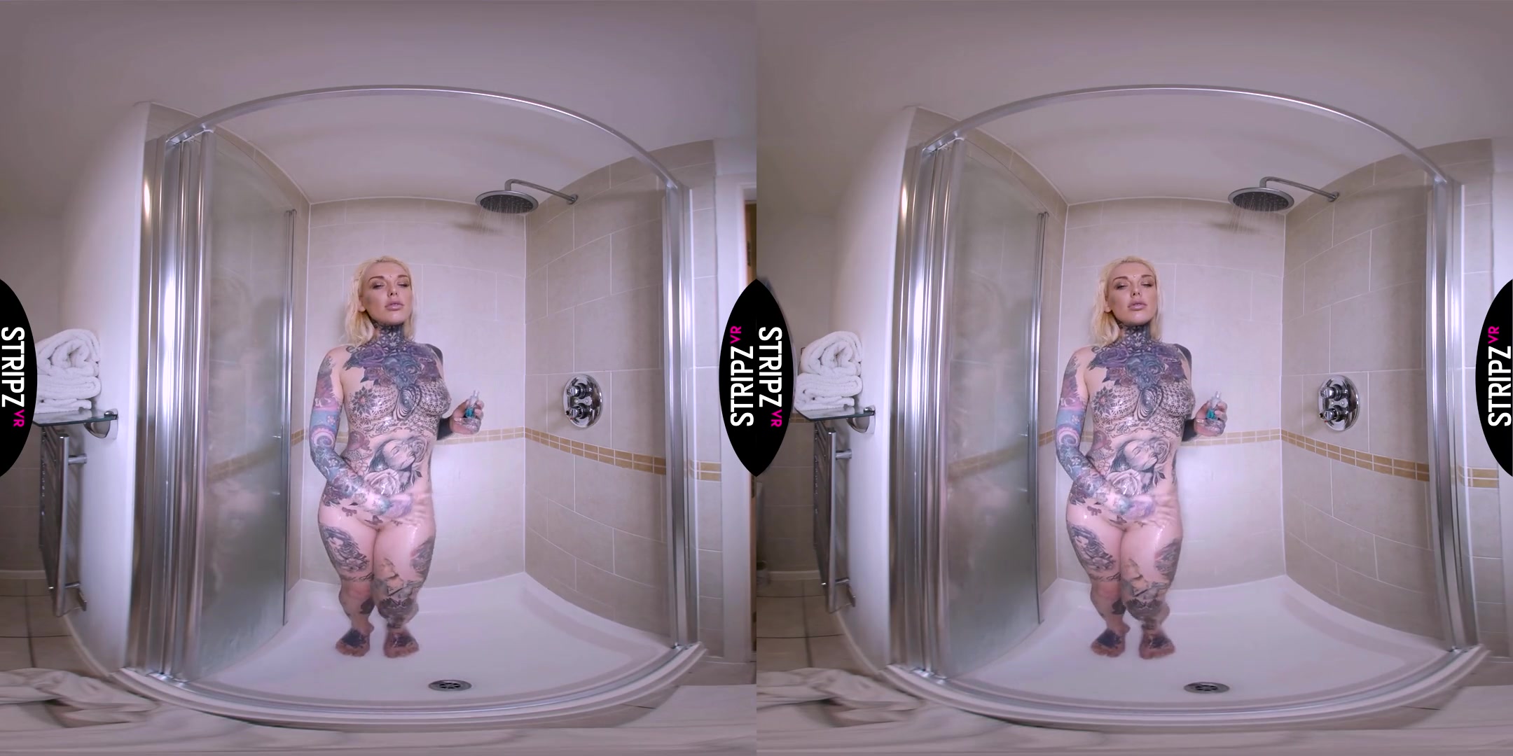Lauren Brock in Wet Babe - StripzVR