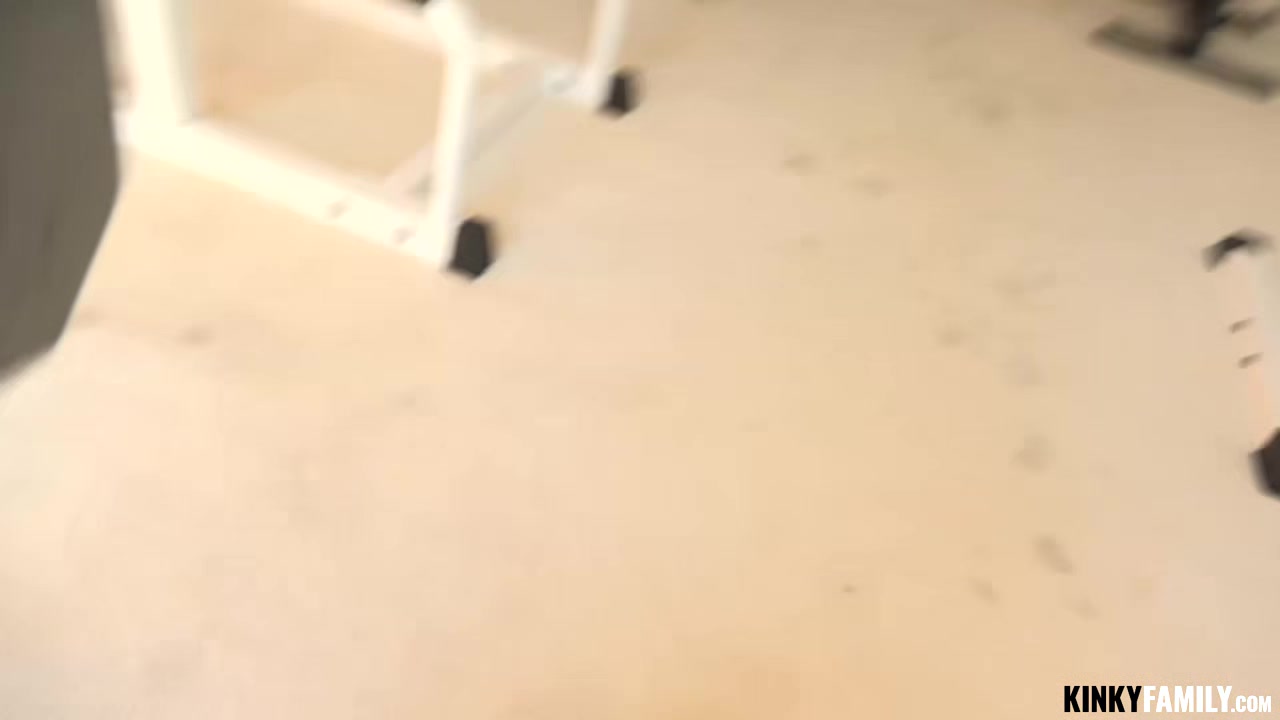 Kinky Family - Lacy Lennon - My stepsis took my virginity