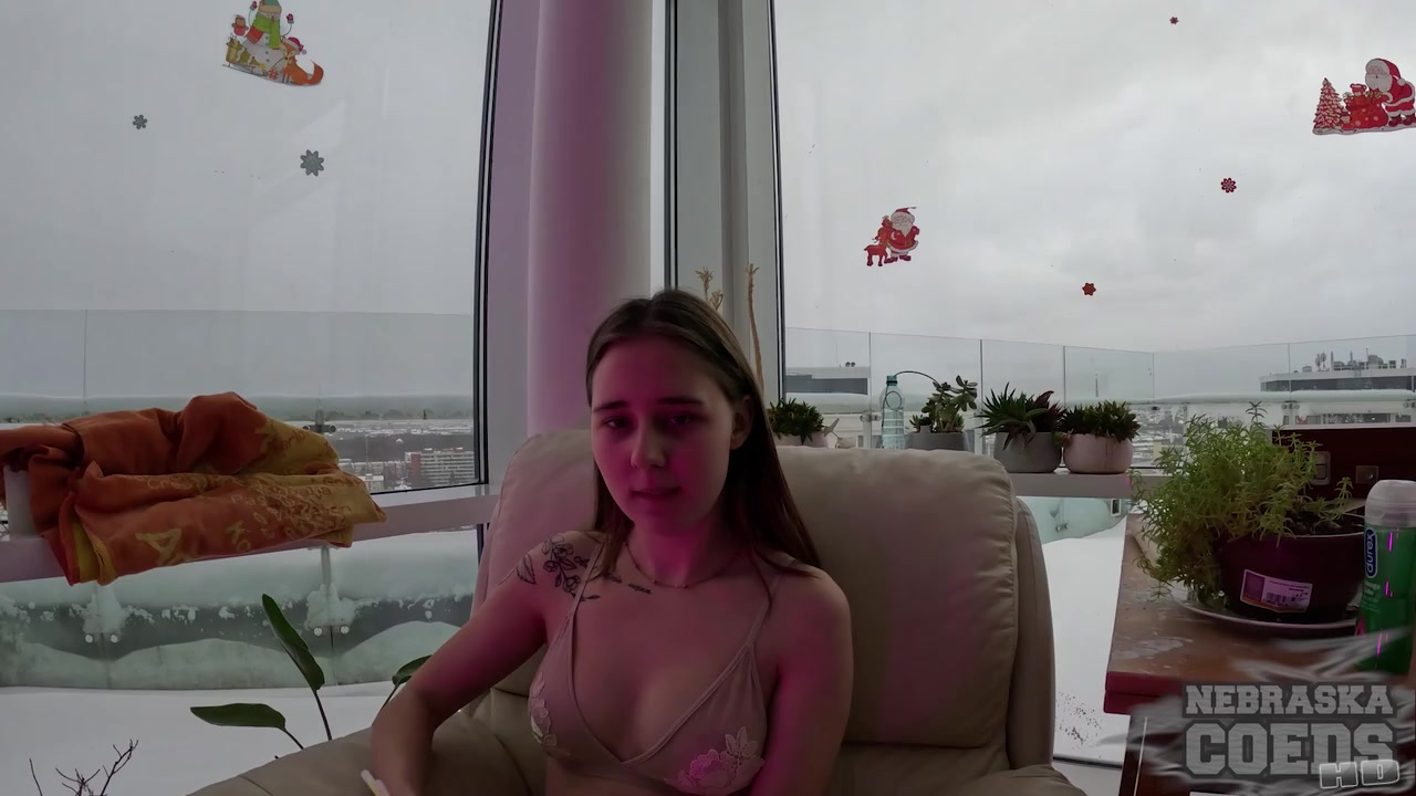 18yo Muna Is Bored To Be Naked But She Tries Kinky Gaping Glowstick Masturbation Creative Porn