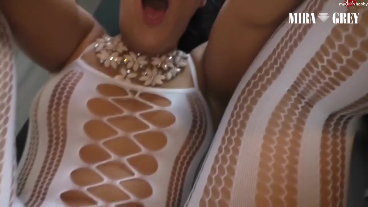 Mira Grey In Fieses Anal Massaker Mit Spermabombe!