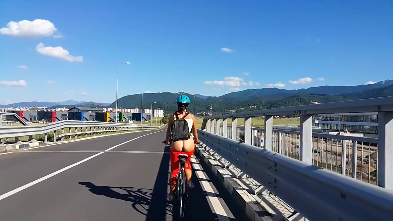 Anal Surprise during Hot Cycling