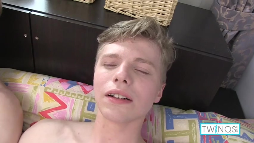 After College Boys Wank Mnjh